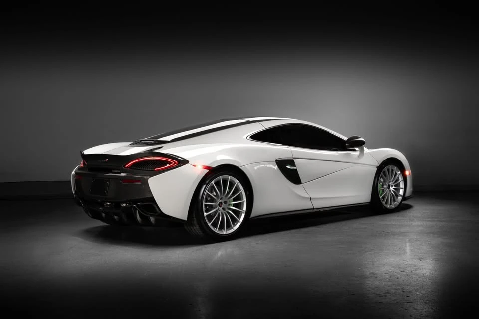2017 McLaren 570GT - Image 7 of 20
