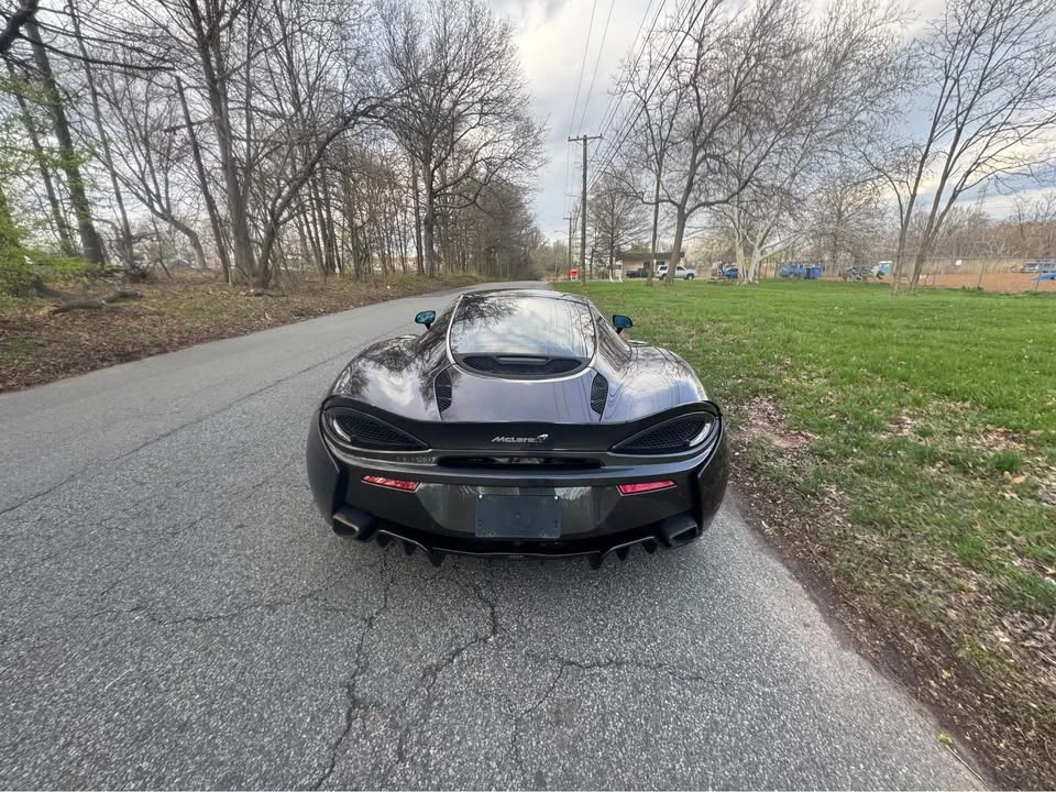 2017 McLaren 570GT - Image 4 of 19