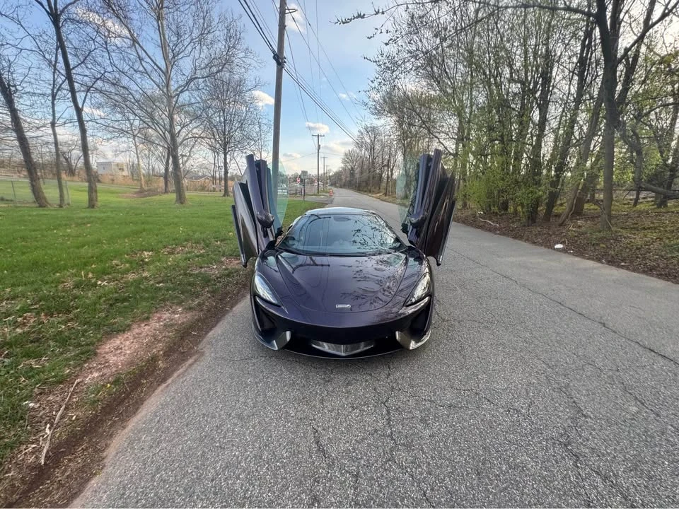 2017 McLaren 570GT - Image 12 of 19