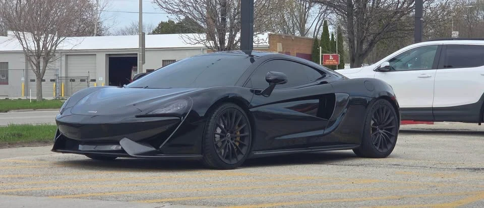 2017 McLaren 570GT - Image 7 of 7