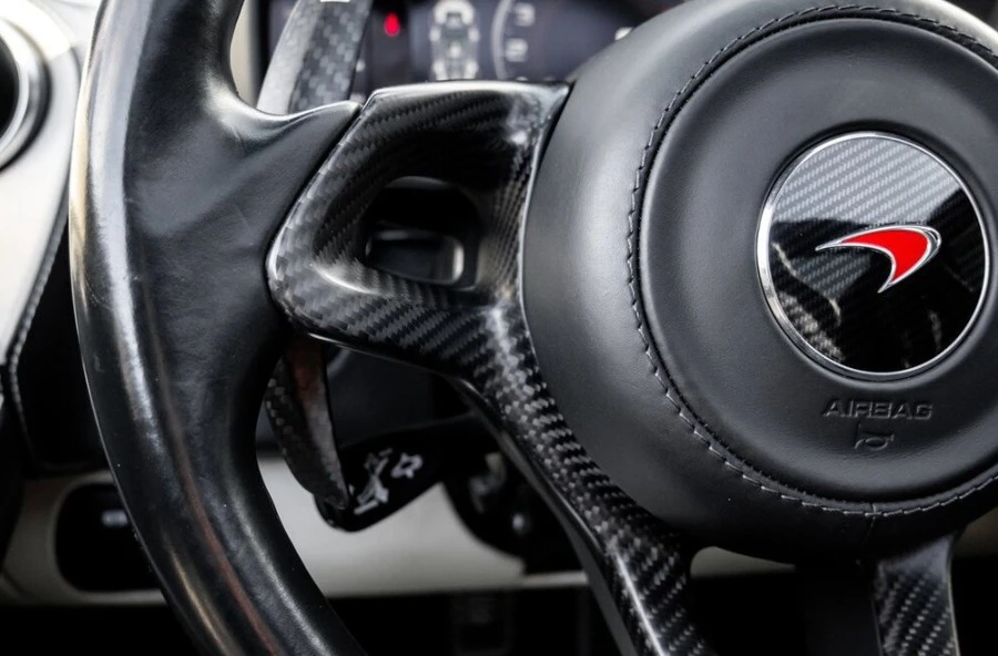 2017 McLaren 570GT - Image 15 of 20