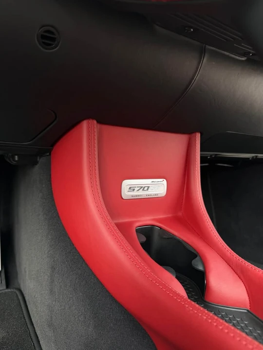 2017 McLaren 570GT - Image 13 of 15