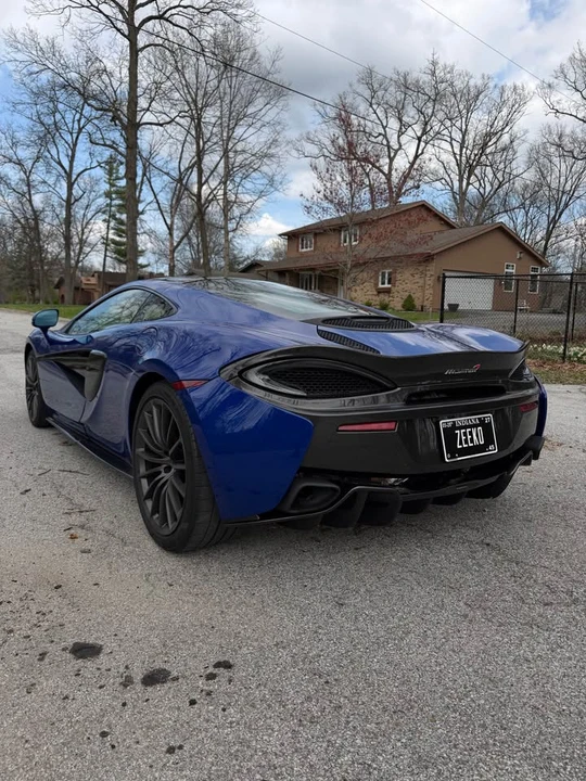 2017 McLaren 570GT - Image 5 of 15