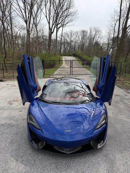 2017 McLaren 570GT - Image 3 of 15