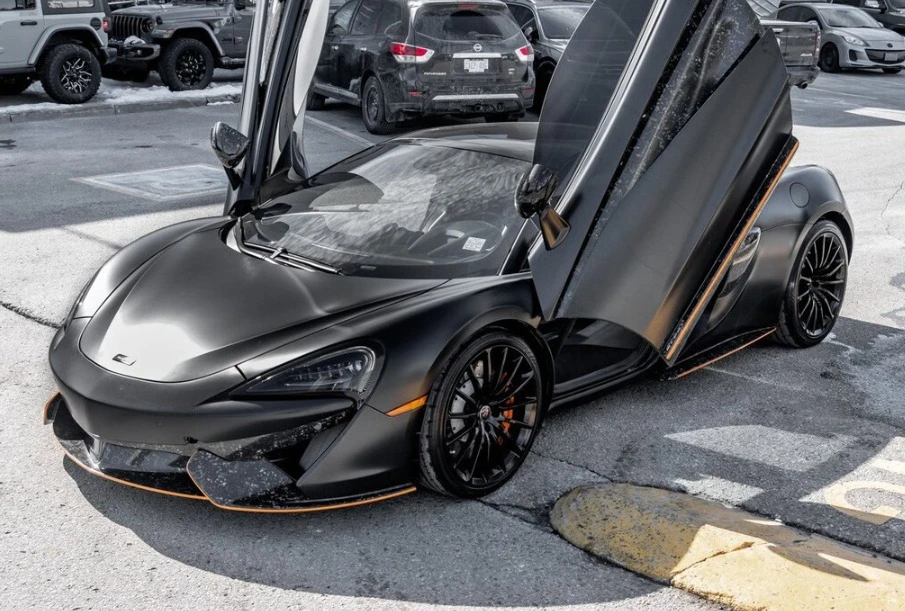 2017 McLaren 570GT - Image 7 of 20