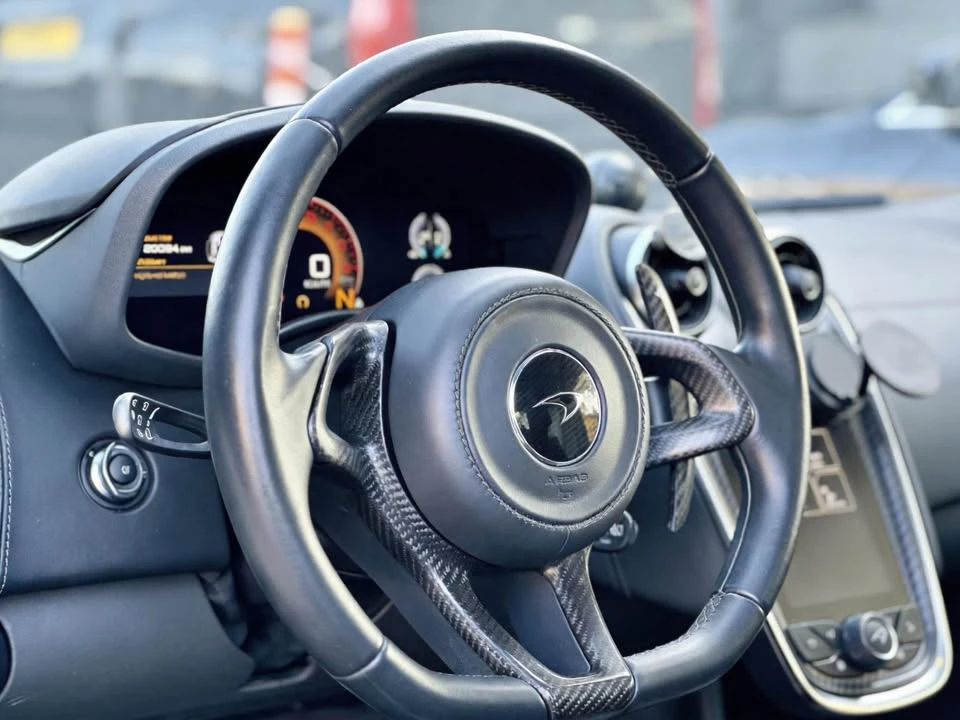 2017 McLaren 570GT - Image 3 of 8