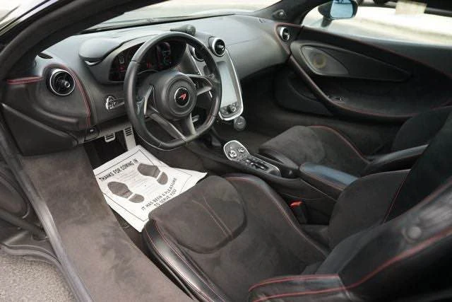 2017 McLaren 570GT - Image 12 of 18