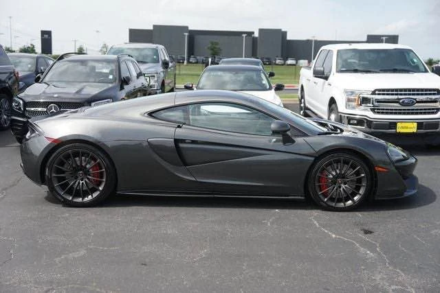 2017 McLaren 570GT - Image 14 of 18