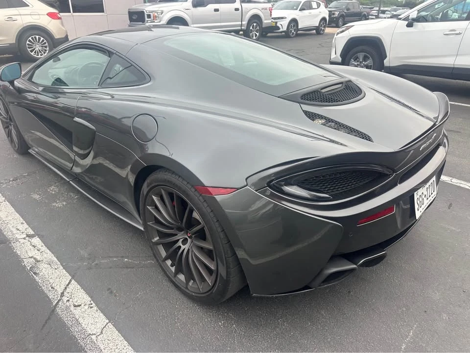 2017 McLaren 570GT - Image 4 of 5