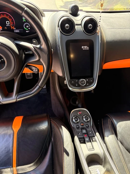 2017 McLaren 570GT - Image 8 of 8