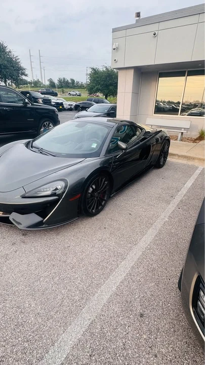 2017 McLaren 570GT - Image 4 of 4