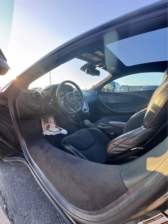 2017 McLaren 570GT - Image 4 of 7