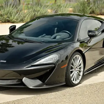 2017 McLaren 570GT