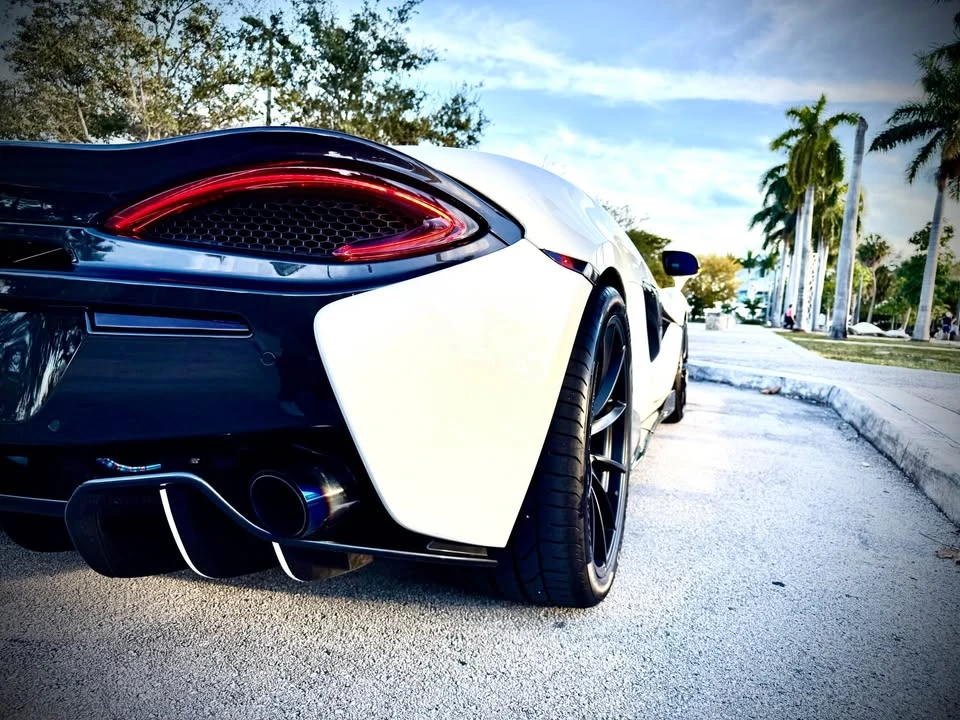 2017 McLaren 570GT - Image 5 of 7