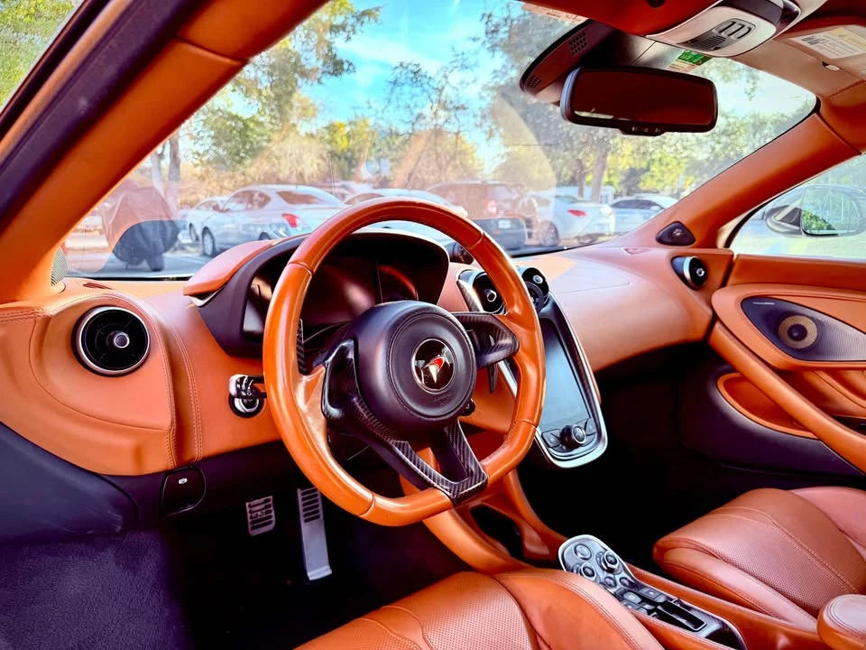 2017 McLaren 570GT - Image 7 of 7