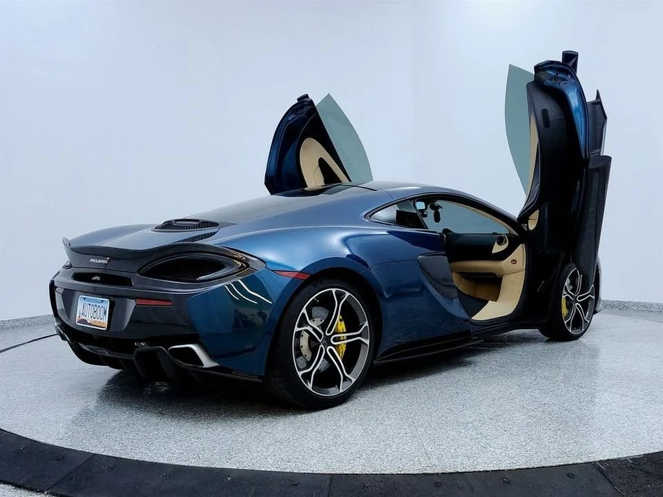 2017 McLaren 570GT - Image 11 of 20