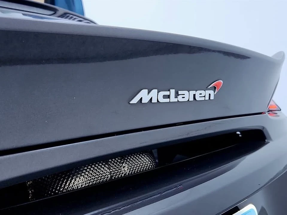 2017 McLaren 570GT - Image 18 of 20