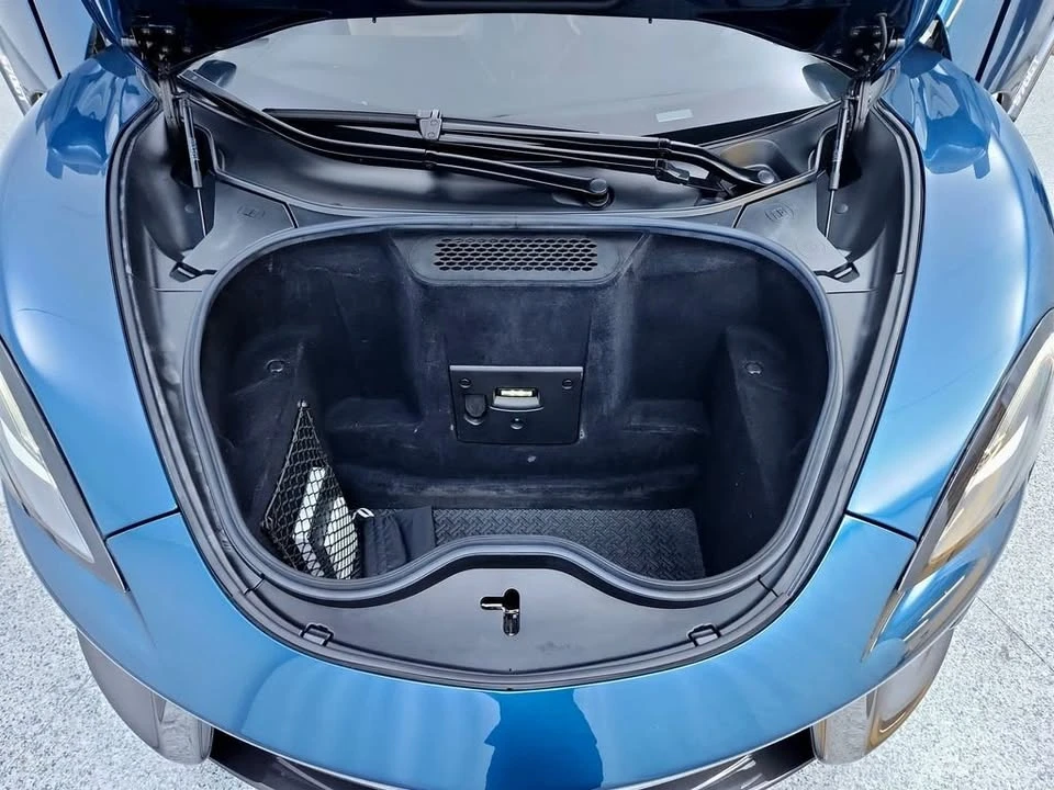 2017 McLaren 570GT - Image 16 of 20