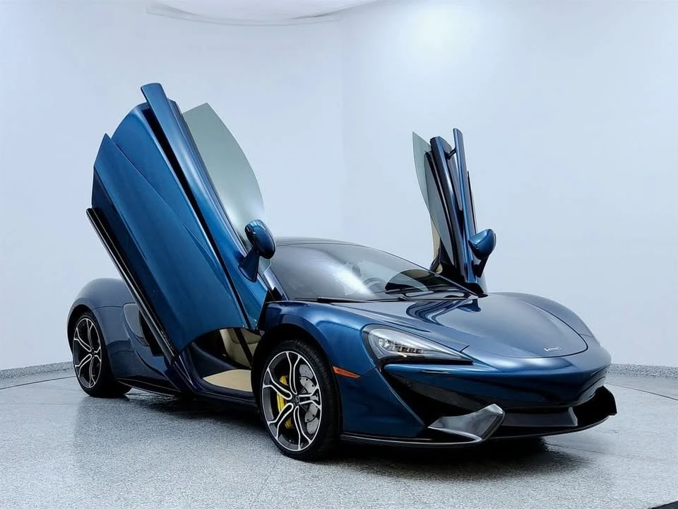 2017 McLaren 570GT - Image 12 of 20