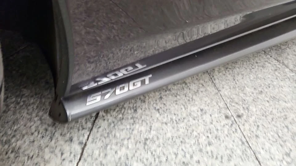 2017 McLaren 570GT - Image 15 of 20