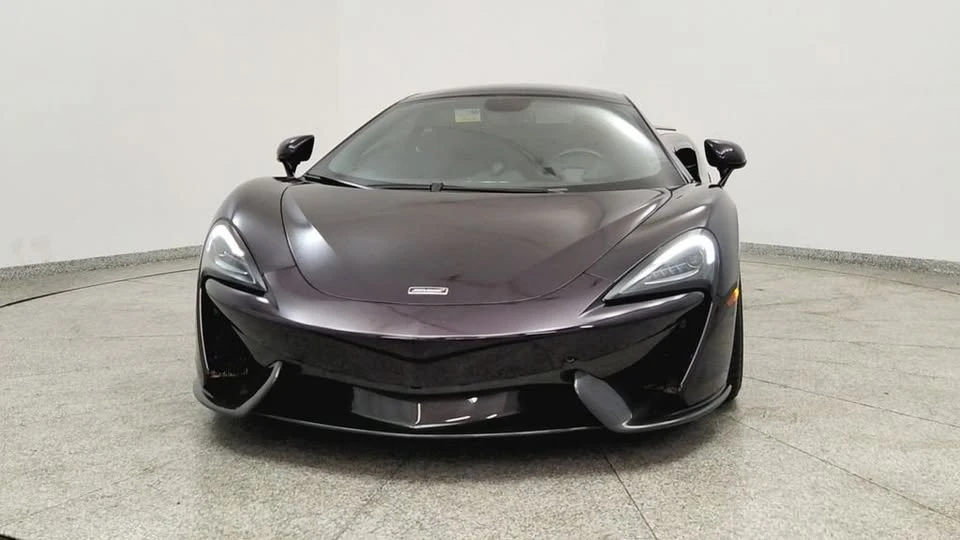 2017 McLaren 570GT - Image 8 of 20