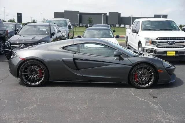 2017 McLaren 570GT - Image 5 of 13