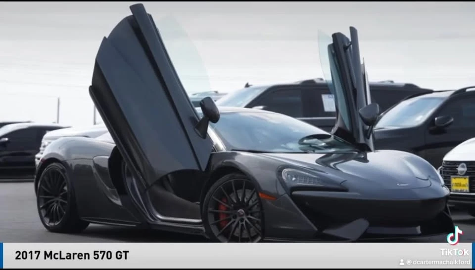 2017 McLaren 570GT - Image 19 of 19