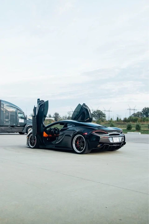 2017 McLaren 570GT - Image 7 of 10