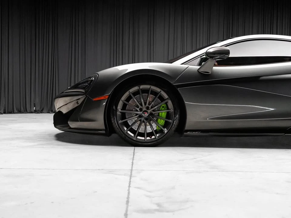 2017 McLaren 570GT - Image 18 of 20