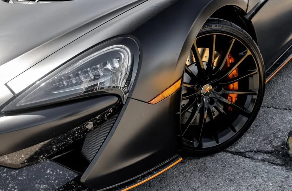 2017 McLaren 570GT - Image 12 of 20