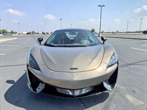 2017 McLaren 570GT