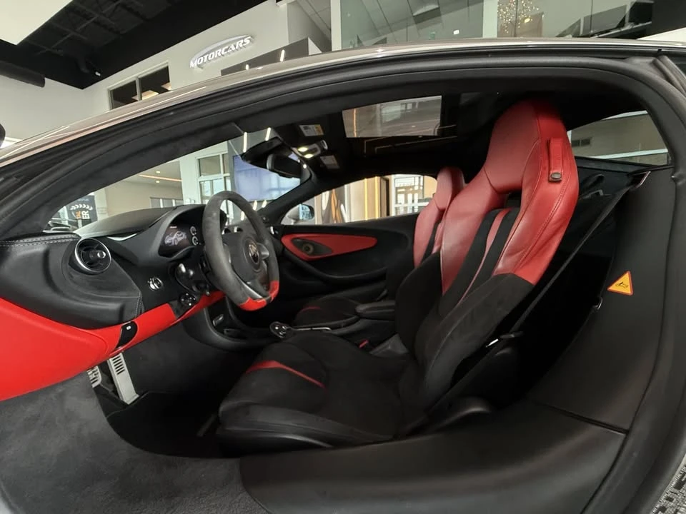 2017 McLaren 570GT - Image 11 of 20