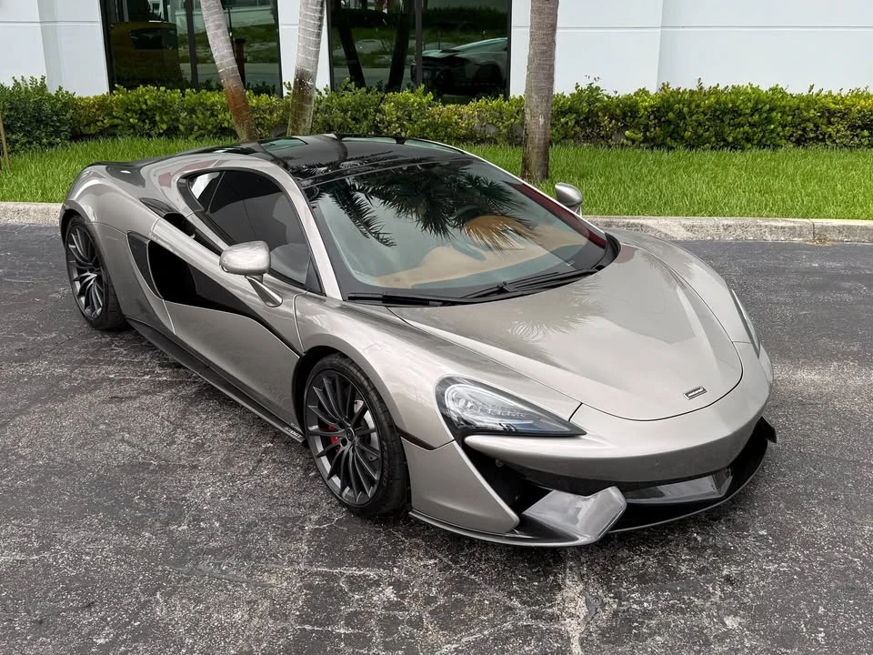 2017 McLaren 570GT - Image 4 of 18