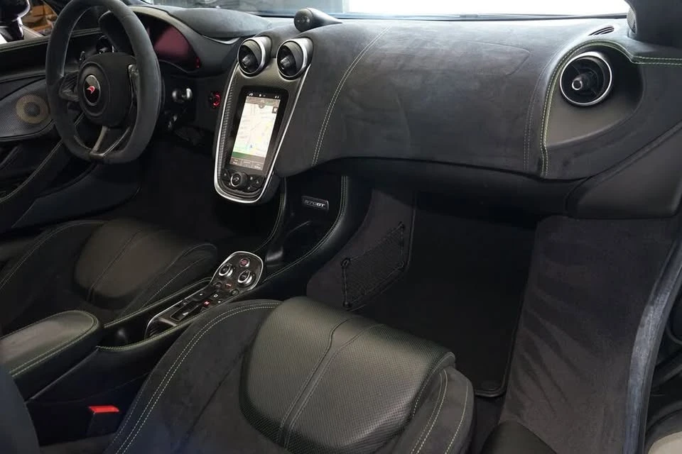 2017 McLaren 570GT - Image 15 of 20