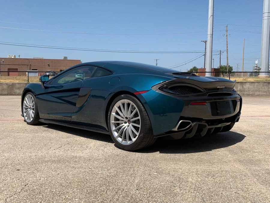 2017 McLaren 570GT - Image 3 of 12