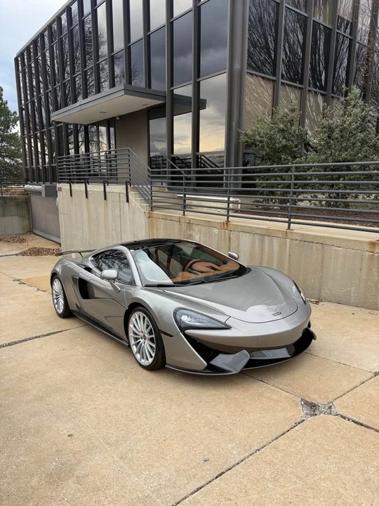 2017 McLaren 570GT - Image 3 of 17