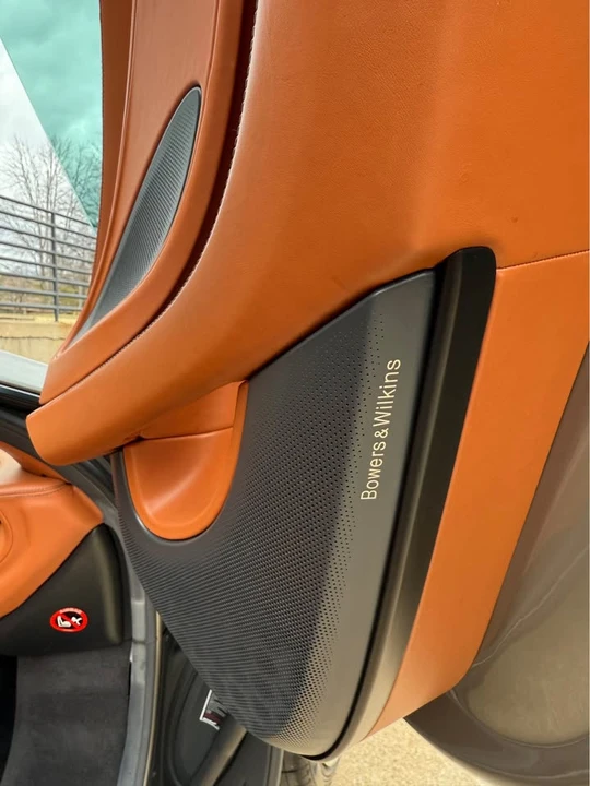 2017 McLaren 570GT - Image 13 of 17