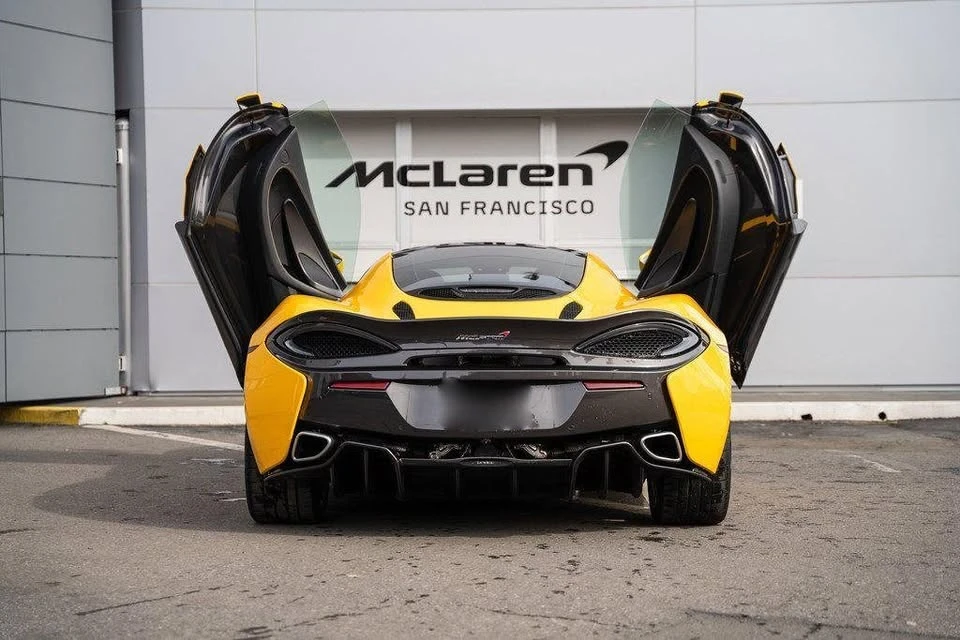 2017 McLaren 570GT - Image 7 of 18