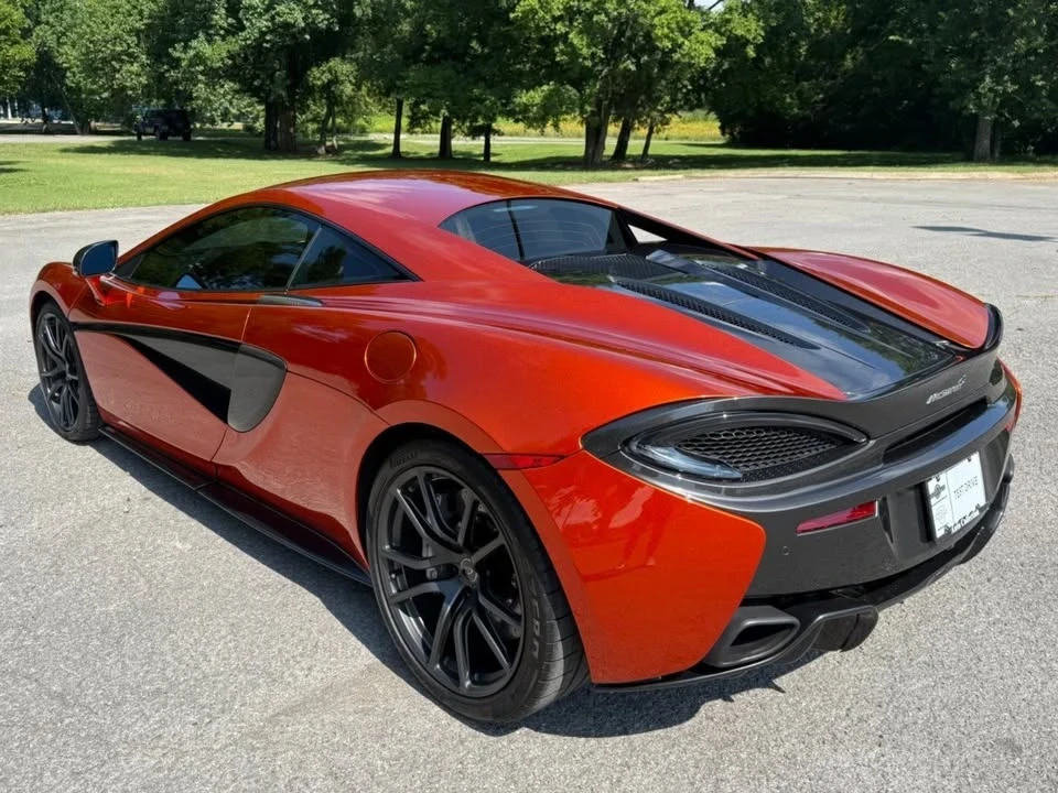 2017 McLaren 570S - Image 14 of 20
