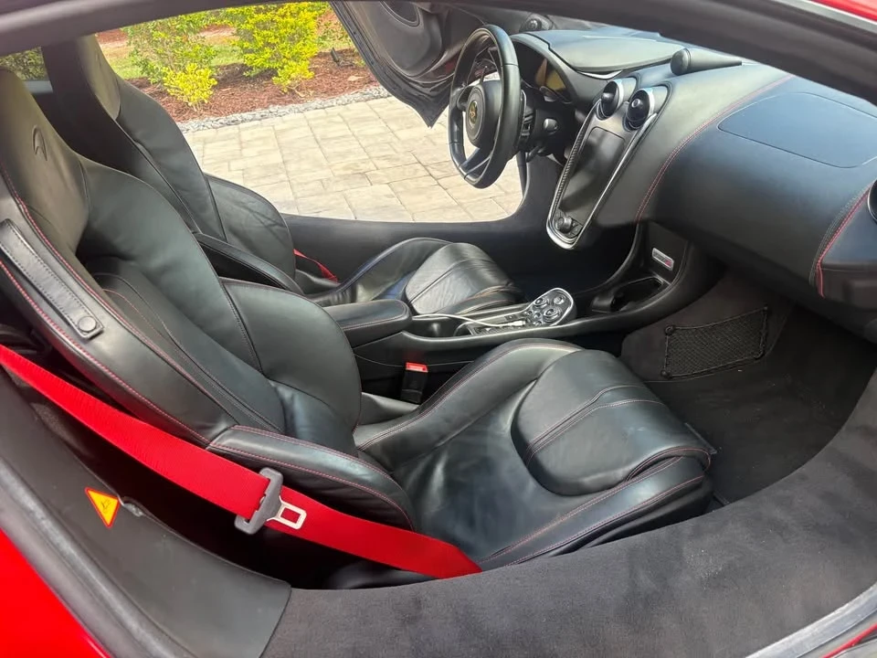 2017 McLaren 570S - Image 7 of 8
