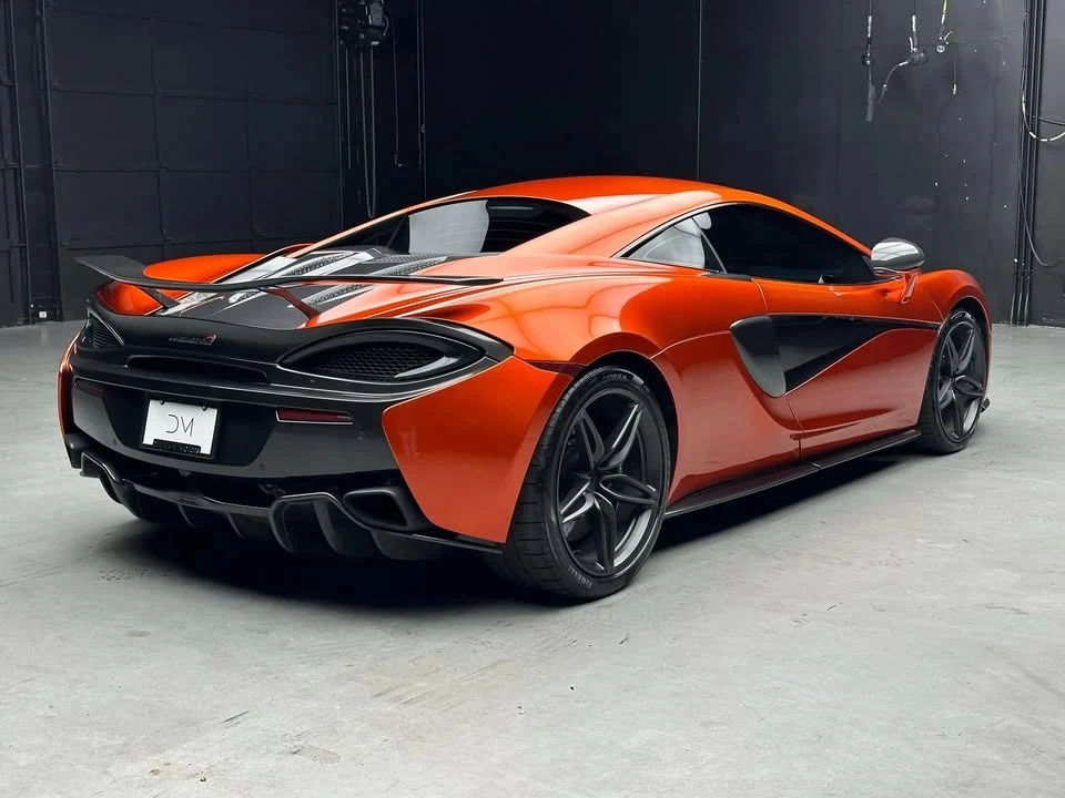 2017 McLaren 570S - Image 5 of 18