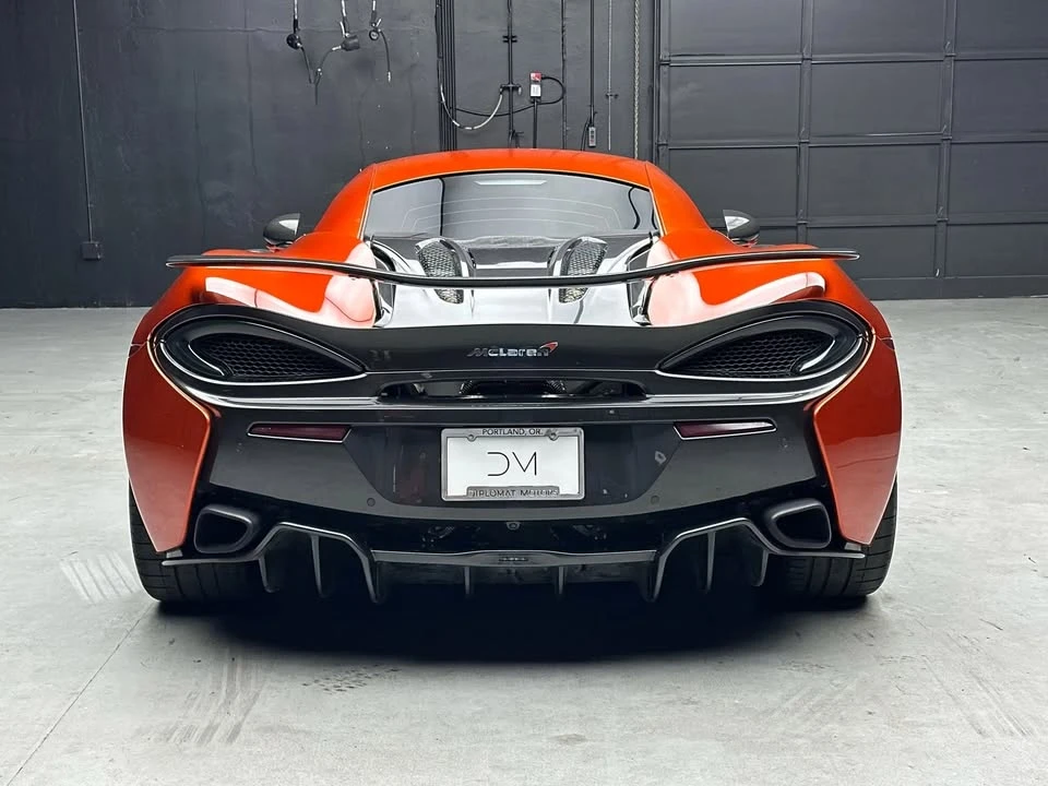 2017 McLaren 570S - Image 4 of 18