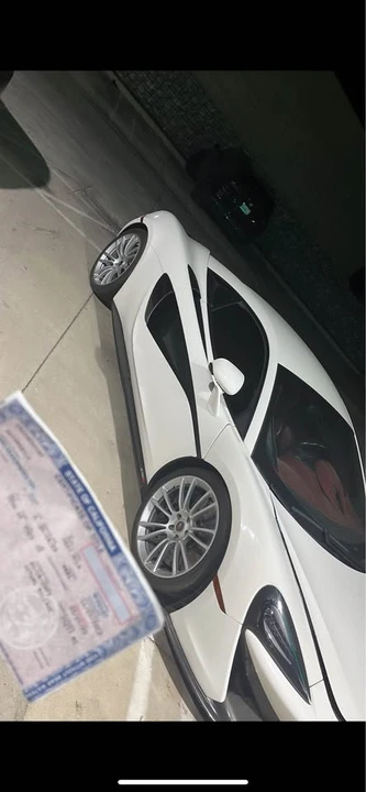 2017 McLaren 570S - Image 4 of 8