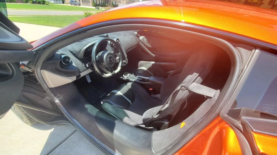 2017 McLaren 570S - Image 5 of 10
