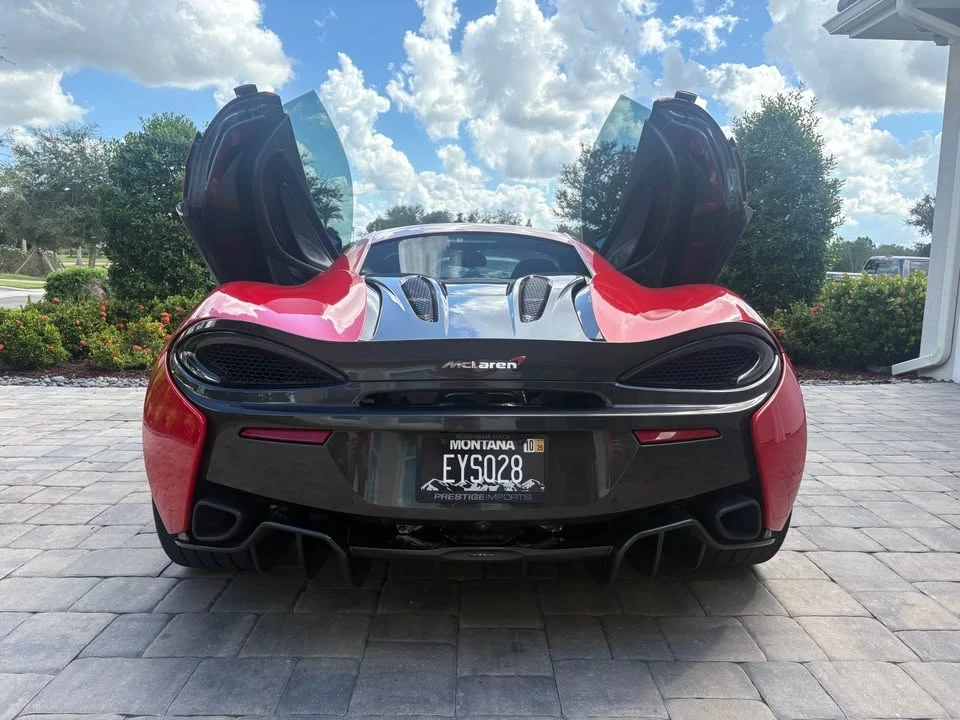2017 McLaren 570S - Image 4 of 8