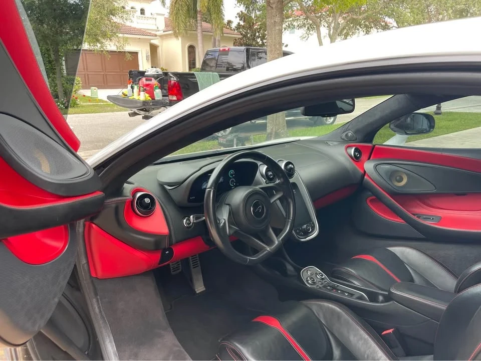 2017 McLaren 570S - Image 8 of 13