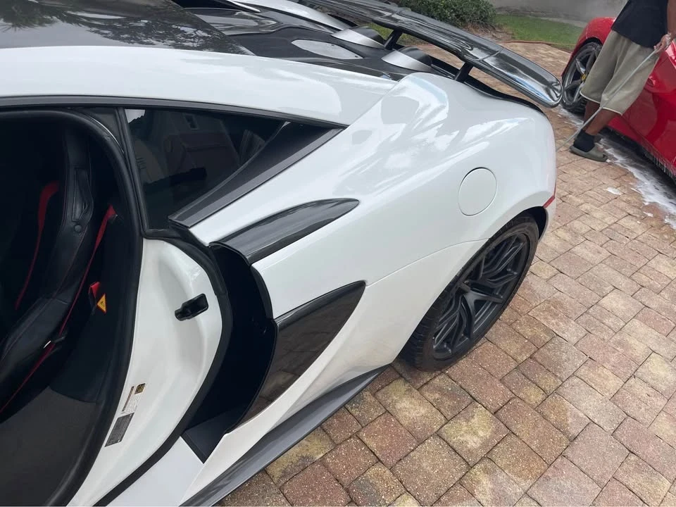 2017 McLaren 570S - Image 12 of 13