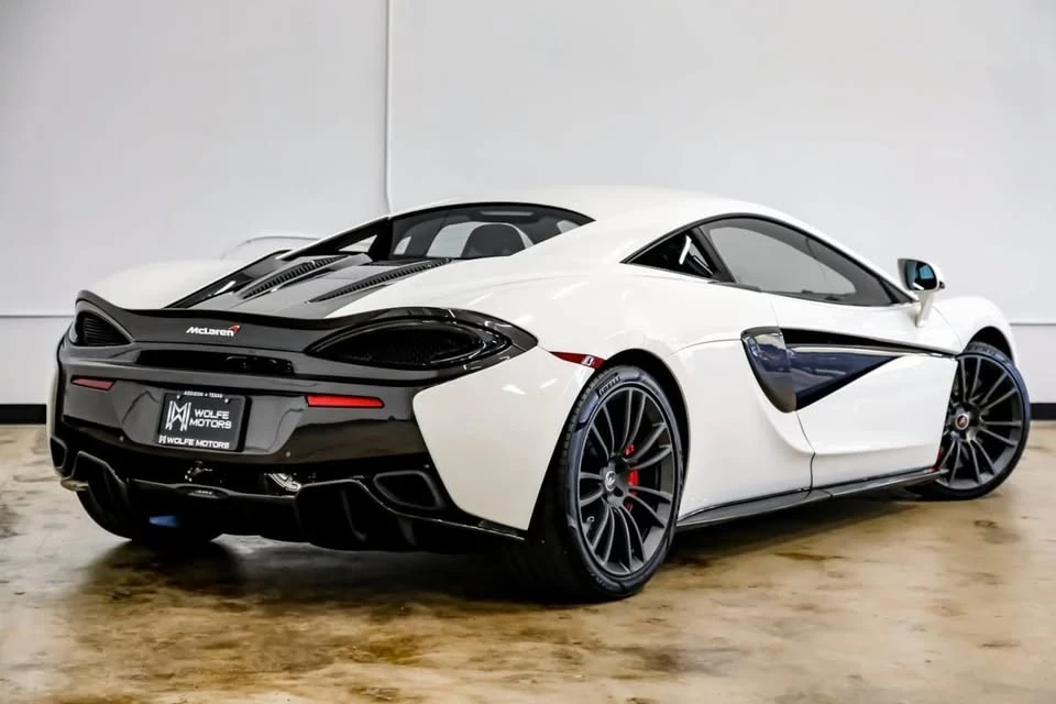2017 McLaren 570S - Image 6 of 16