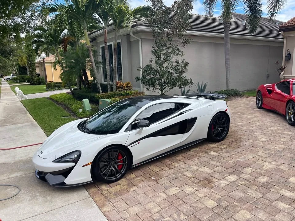 2017 McLaren 570S - Image 5 of 13