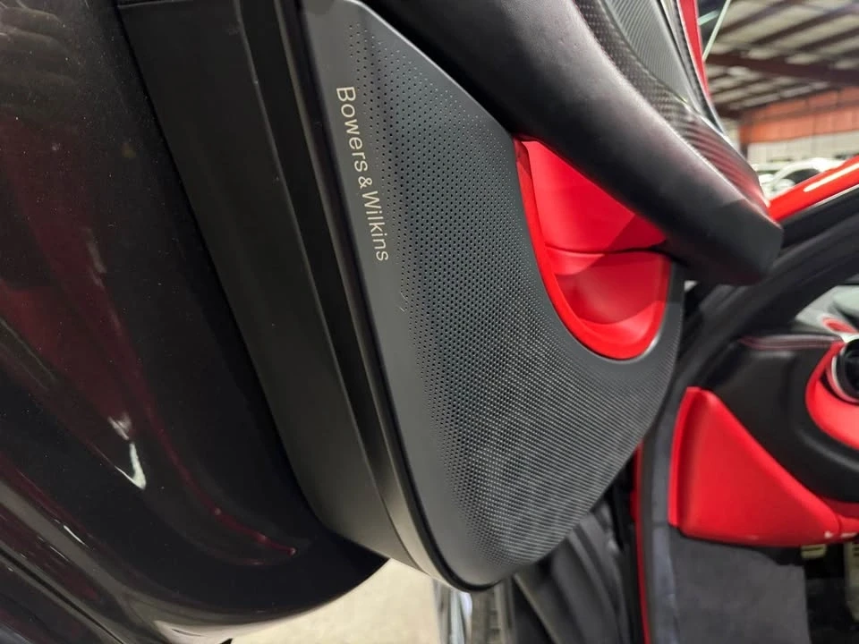 2017 McLaren 570S - Image 9 of 14